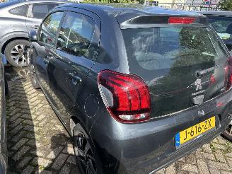 Peugeot 108 1.0 picture 5