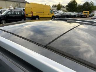 Volkswagen Tiguan 1.4 TSI  Automaat Highline  ( Leer-Panoramadak ) picture 9