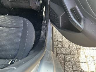 Ford Focus Stationcar 1.0 EcoBoost Active Business picture 7