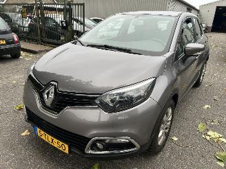 Renault Captur 1.2 TCe  Automaat picture 1