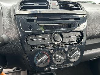Mitsubishi Space-star 1.0 Cool+ picture 10