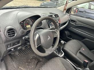 Mitsubishi Space-star 1.0 Cool+ picture 11
