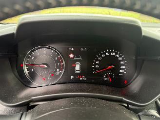 Suzuki Swift 1.2 Select Smart Hybrid picture 11
