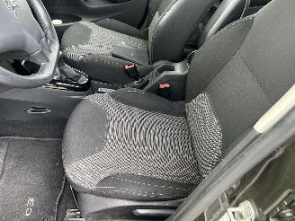 Citroën C3 1.2 Pure Tech Collection picture 8