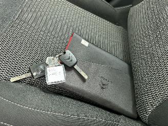 Citroën C3 1.2 Pure Tech Collection picture 12