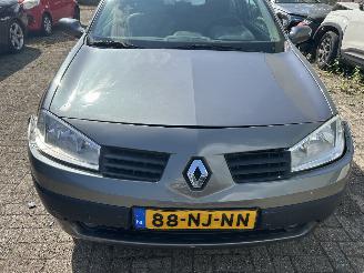 Renault Mégane 1.6-16V   3 drs picture 2