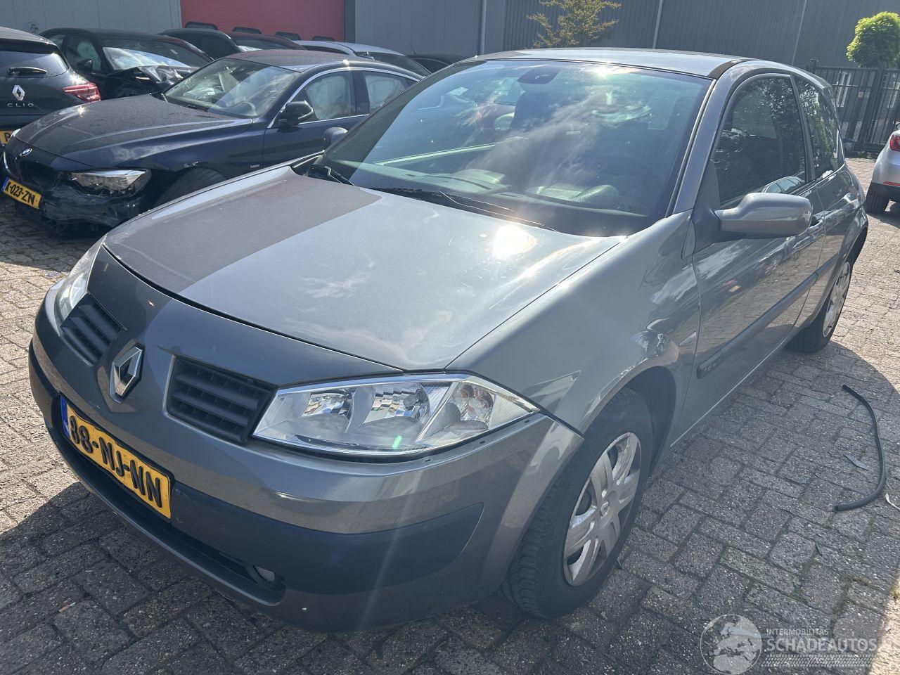 Renault Mégane 1.6-16V   3 drs