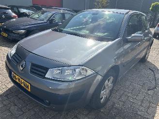 Renault Mégane 1.6-16V   3 drs picture 1