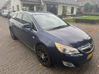 Opel Astra Sports Tourer 1.4 Cosmo picture 3