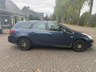 Opel Astra Sports Tourer 1.4 Cosmo picture 4