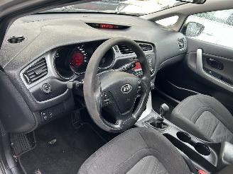 Kia Cee d Sportswagon 1.4 CVVT picture 9