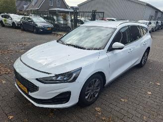 Ford Focus Sationcar 1.0 EcoBoost Hybrid Titanium  125 PK picture 1