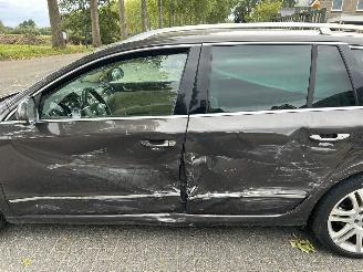 Skoda Superb Stationcar 1.8 TSI  Elegance picture 6