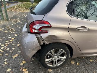 Peugeot 208 1.6 VTI  Allure  5 drs  ( Panoramadak- Leer ) picture 5