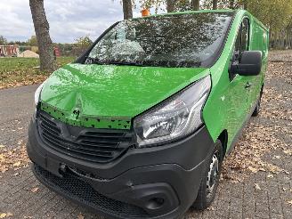 skadebil bedrijf Renault Trafic 1.6 DCI  L2H1 2020/8