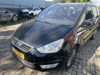 Schadeauto Ford Galaxy 2.0 SCTI  Titanium Automaat  ( 7 Persoons ) 2011/4