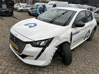 Auto incidentate Peugeot e-208 50 kWh  Active Automaat 2023/10