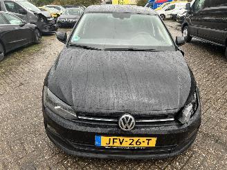 Volkswagen Polo 1.0  Automaat  5 drs picture 3