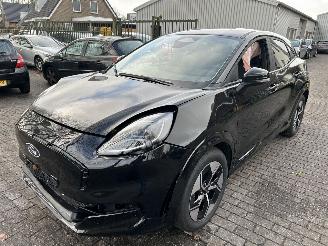 Ford Puma Gen-E  44 kWh  ( Nieuw prijs 35000,00 ) picture 1