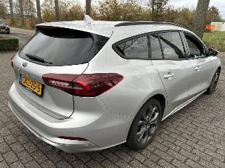 Ford Focus Stationcar 1.0 Hybrid EcoBoost ST Line picture 6