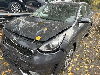 uszkodzony samochody osobowe Kia Niro 1.6 GDI Hybrid  Dynamic Line  Automaat 2018/5