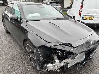 Mercedes A-klasse 180 Star Edition  Automaat  ( 1337 Km !!! ) picture 3