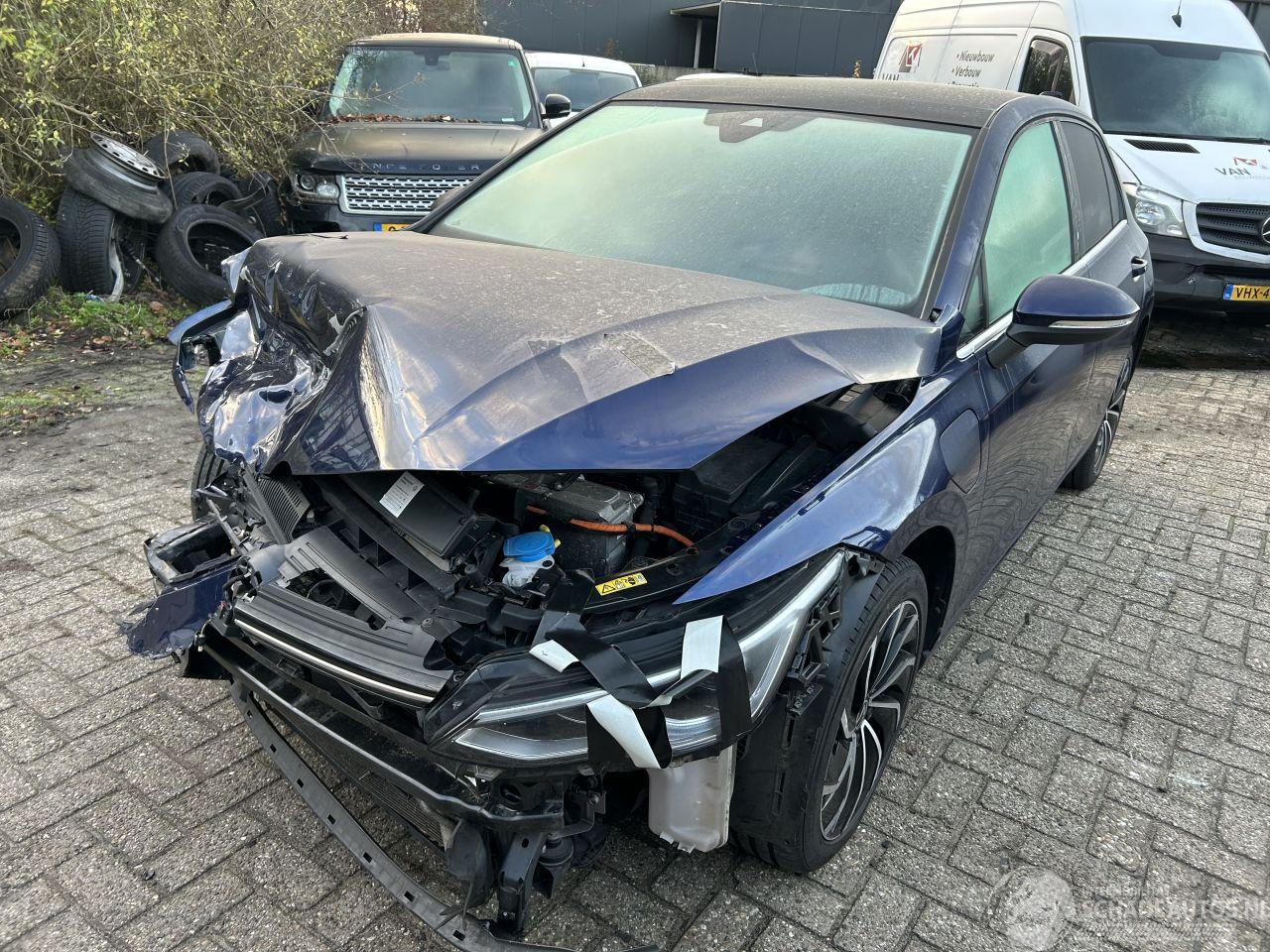 Volkswagen Golf 1.4 e PHEV Style Automaat ( 5 Drs- Panoramadak )