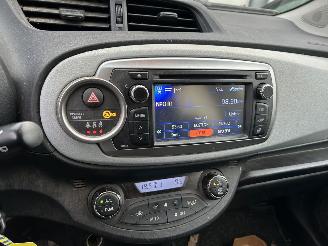 Toyota Yaris 1.5 Hybrid  Automaat picture 11
