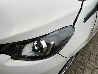 Peugeot 108 1.0  e-VTI picture 2