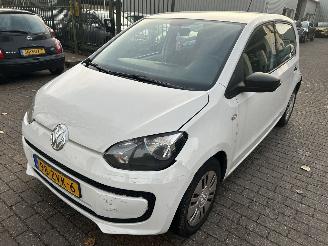 Damaged car Volkswagen Up! 1.0 2013/2