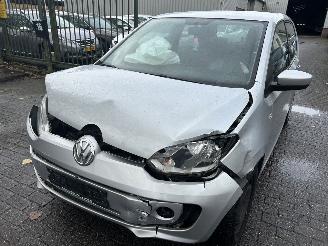 Damaged car Volkswagen Up! 1.0 2015/8