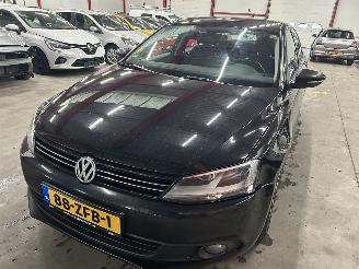 škoda osobní automobily Volkswagen Jetta 1.6 TDI 2012/10
