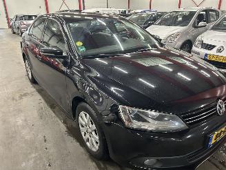 Volkswagen Jetta 1.6 TDI picture 4