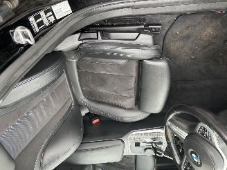 BMW 3-serie 320i Stationcar Automaat  M Pakket picture 10