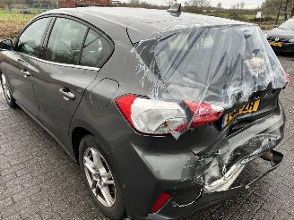 Ford Focus 1.0 EcoBoost HB  Automaat  Titanium picture 6