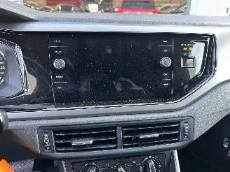 Volkswagen Polo 1.0  Automaat picture 10