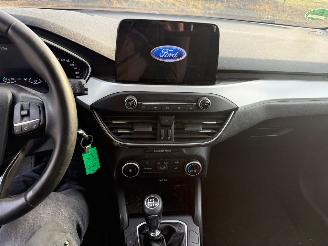 Ford Focus 1.0 EcoBoost Stationcar  Edition Business picture 13