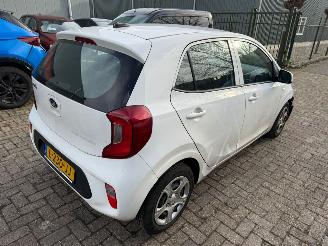 Kia Picanto 1.0 DPI  Comfortline picture 4