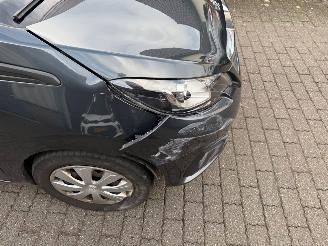 Peugeot 108 1.0  e-VTI    ( 24709 Km ) picture 4