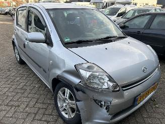 Daihatsu Sirion 1.3-16V Comfort picture 3