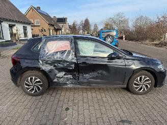 Volkswagen Polo 1.0 TSI  Life picture 3