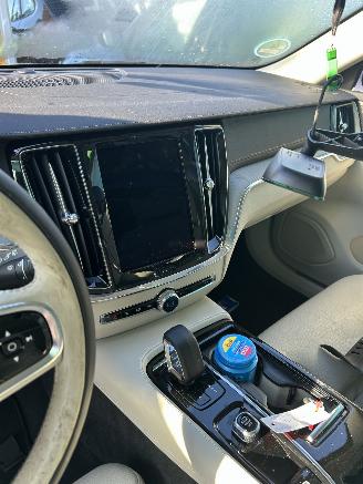 Volvo V-60 2.0 T6 AWD  Recharge Plug-in Hybrid Ultra Bright  ( Leer-Panoramadak ) picture 15