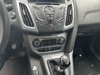 Ford Focus 1.0 EcoBoost  Stationcar picture 6