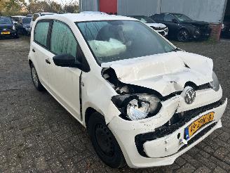 Volkswagen Up! 1.0 take up! BlueMotion picture 3