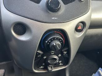 Peugeot 108 1.0 e-VTi Active picture 9