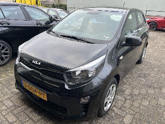 Schadeauto Kia Picanto 1.0 DPI Comfortline 2024/2