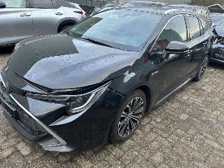 Schadeauto Toyota Corolla Touring Sports 1.8 Hybrid Executive Automaat 2022/5
