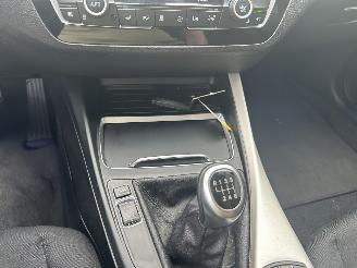 BMW 1-serie 116i   5 Drs picture 10