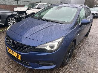 Schadeauto Opel Astra Sports Tourer 1.2 Ultimate 2020/11