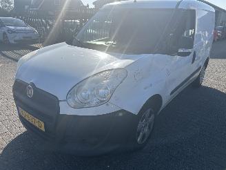 damaged commercial vehicles Fiat Doblo 1.3 M-Jet Diesel 2014/5
